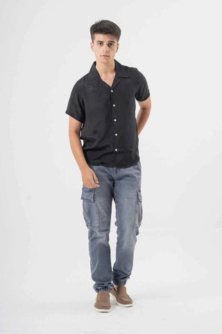 Black Short Sleeve Shirt for Urban Street Style Vibes - Ecowears.pk