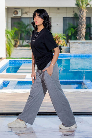 Classic Black Crew Neck T-Shirt – Women's Timeless Cotton Fit - Ecowears.pk