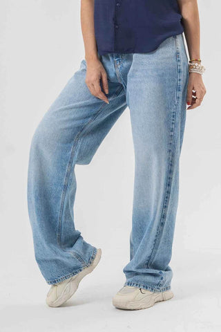 Modern Wide-Leg Baggy Denim Pants in Light Wash - Ecowears.pk