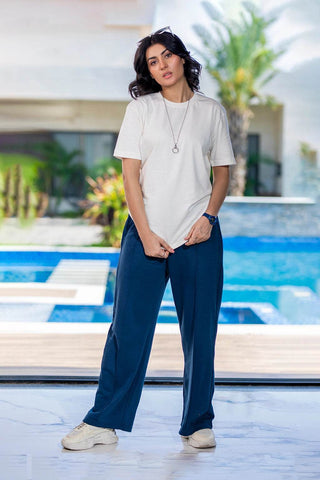 Essential White Crew Neck T-Shirt – Women's Everyday Cotton Tee - Ecowears.pk