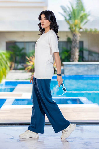 Essential White Crew Neck T-Shirt – Women's Everyday Cotton Tee - Ecowears.pk